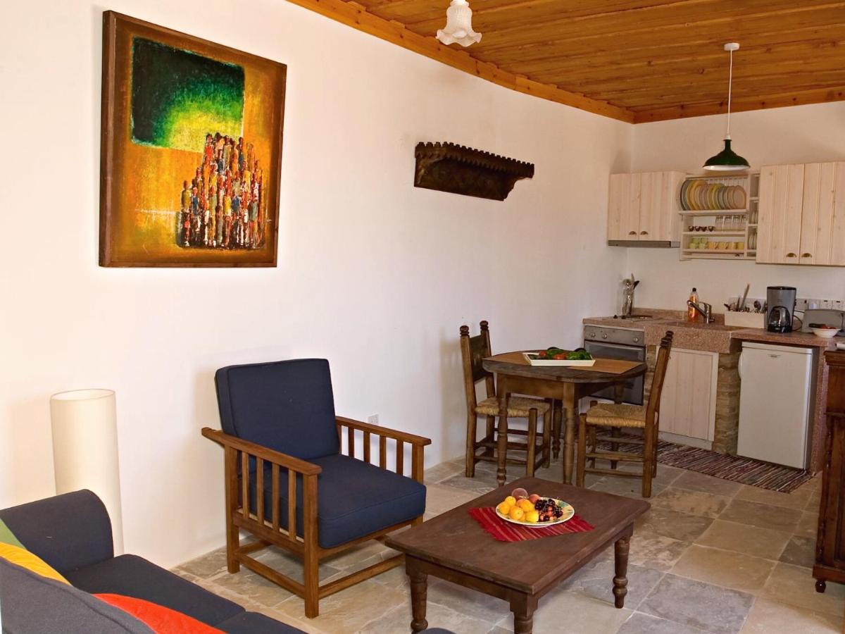 Eveleos Country House Tochni Exterior photo