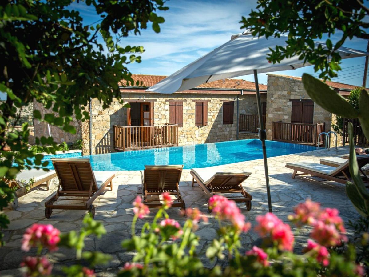 Eveleos Country House Tochni Exterior photo