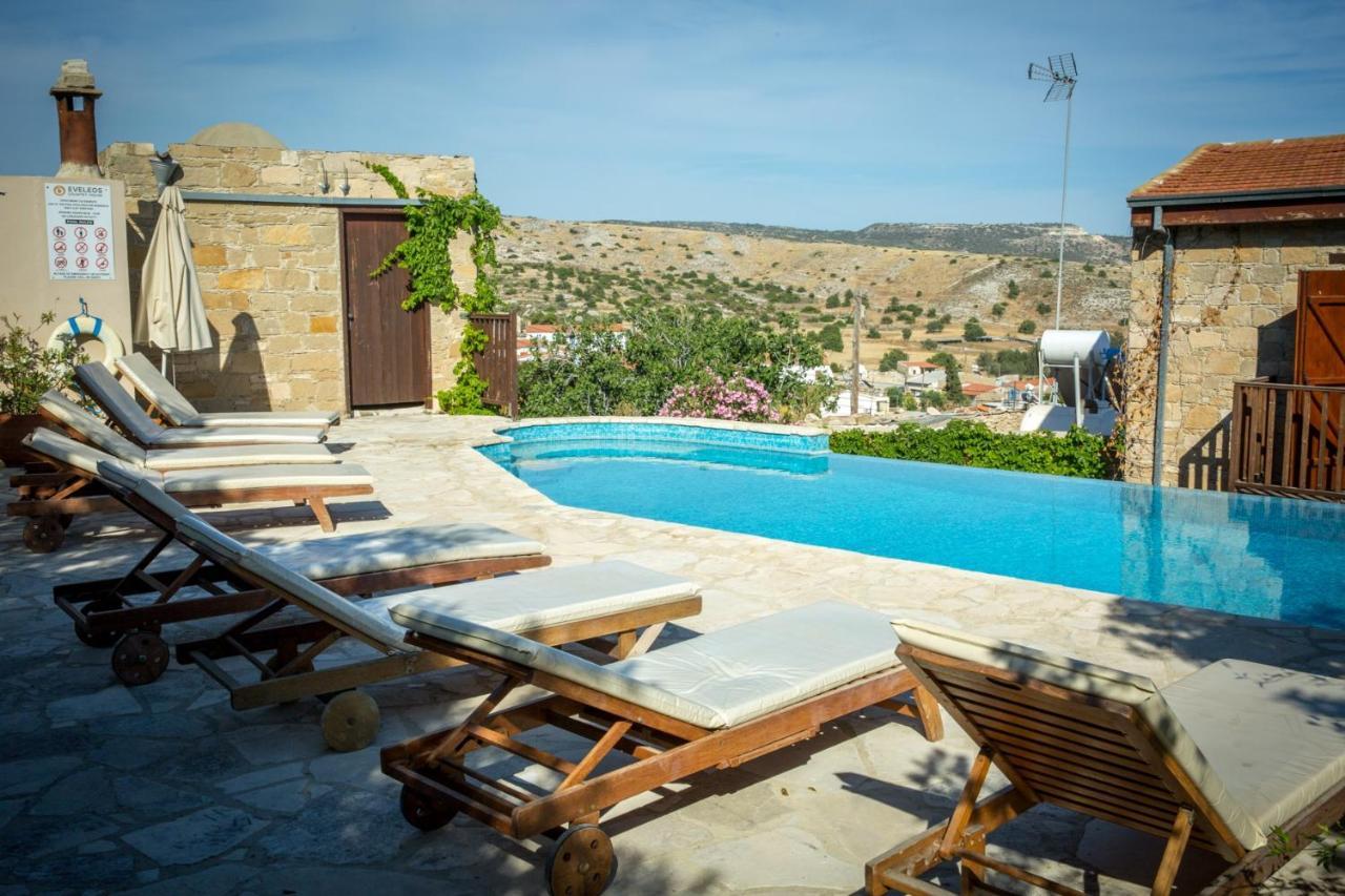 Eveleos Country House Tochni Exterior photo